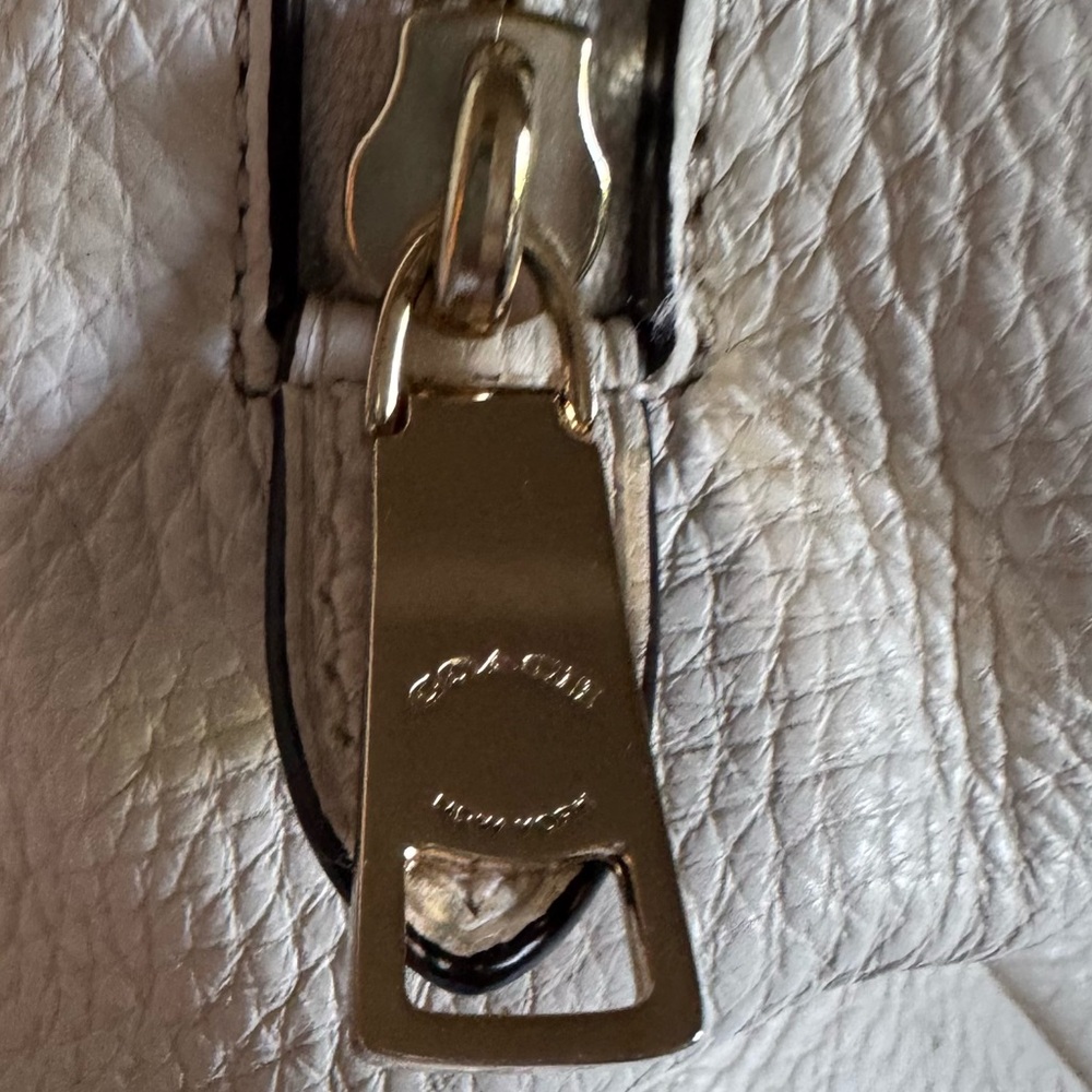 Coach Phoebe Pebbled Leather Shoulder Bag F35723 Bone Cream - Picture 10 of 16